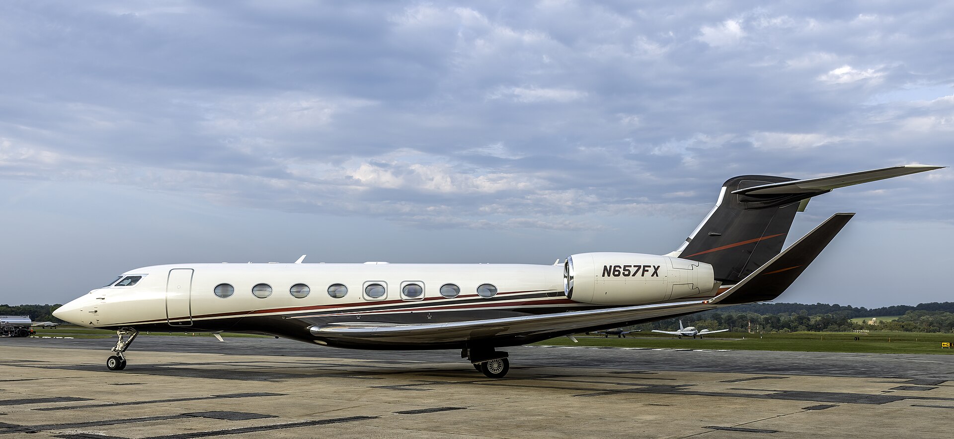 Gulfstream G700 exterior