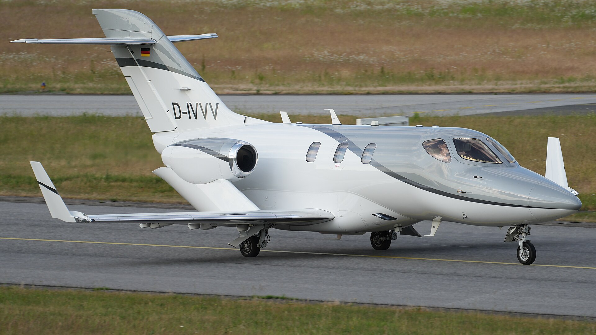Honda HA-420 HondaJet exterior