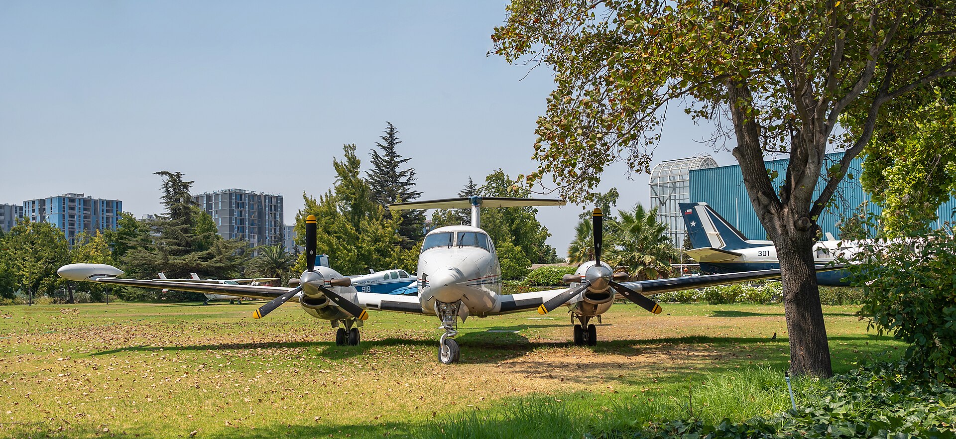 Beechcraft King Air 200 exterior