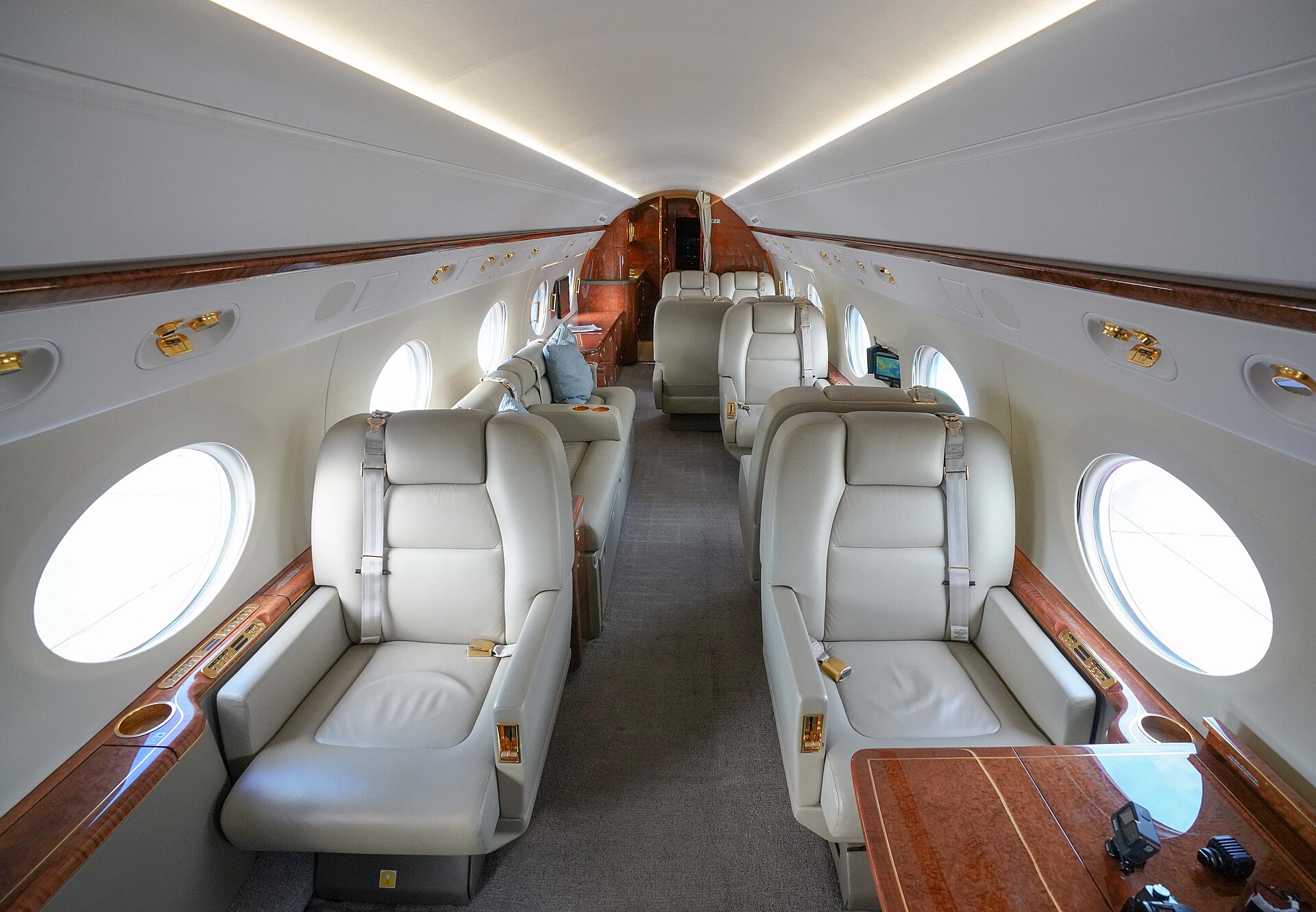 Gulfstream G450 interior
