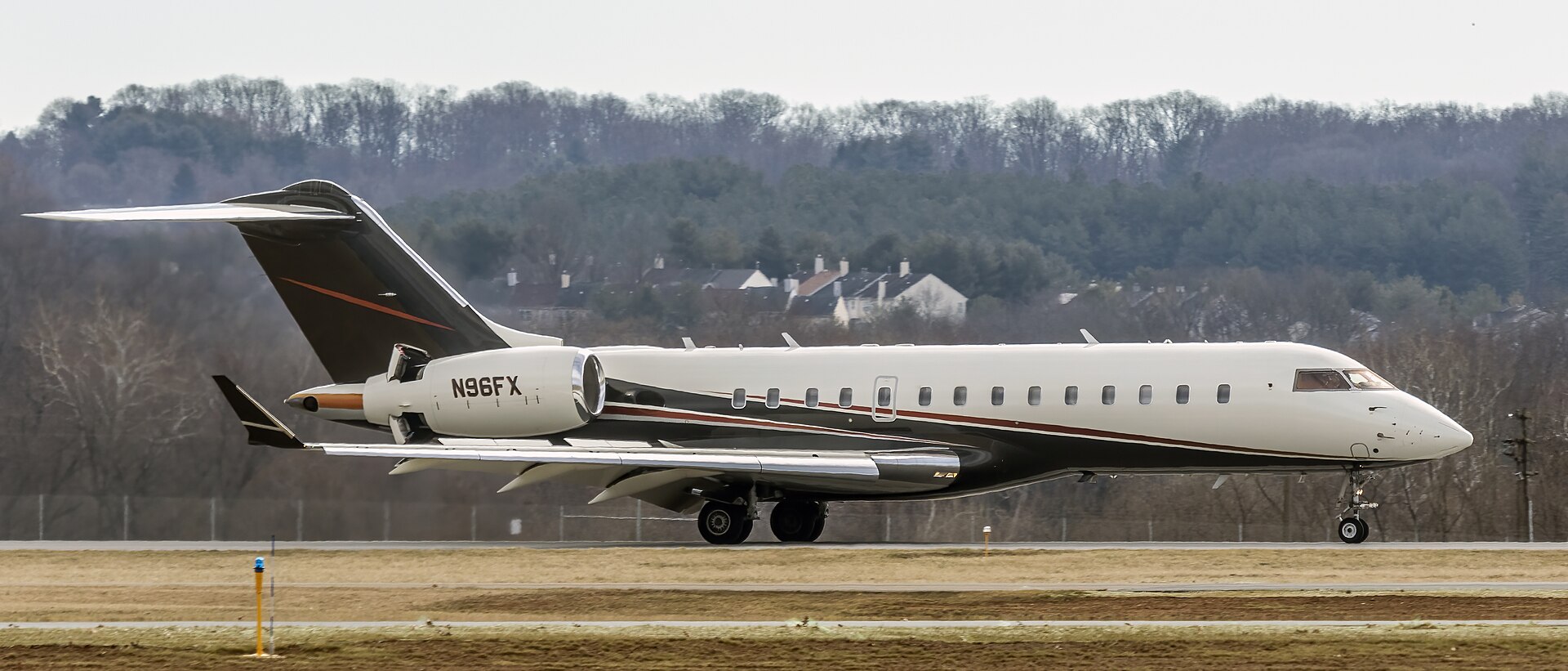 Bombardier Global Express exterior