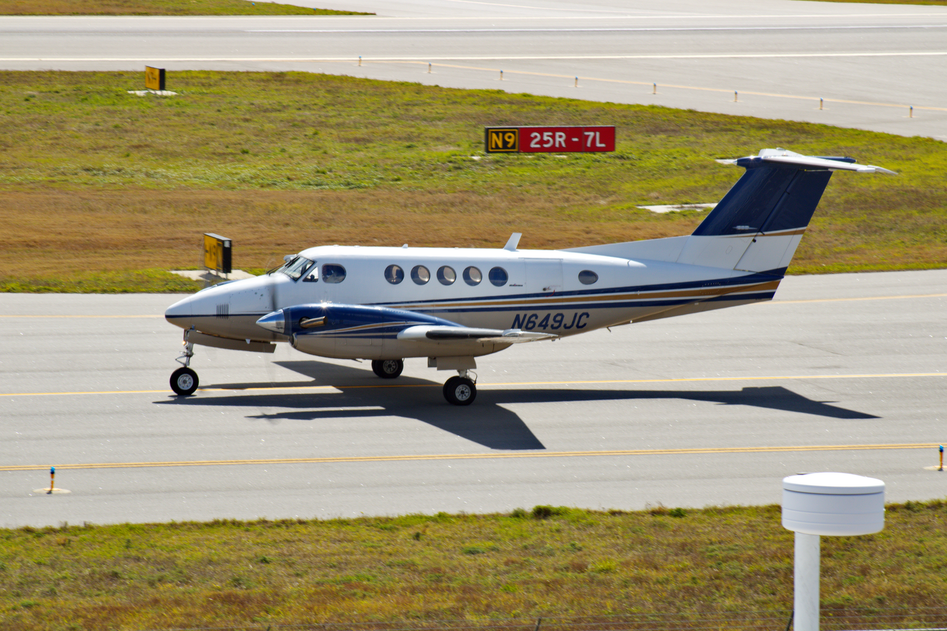 Beechcraft King Air 350 exterior