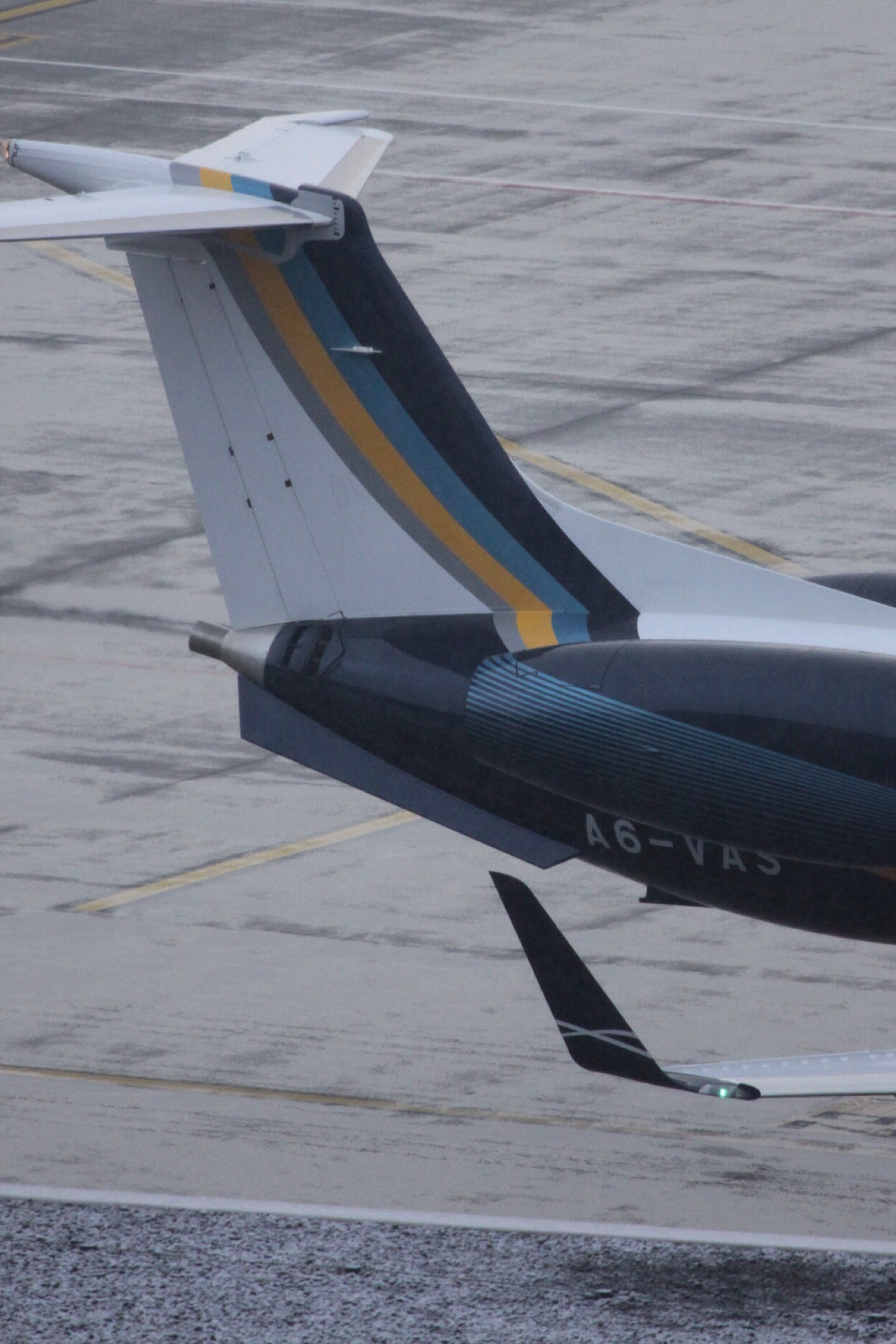 Embraer Legacy 650E cabin and exterior