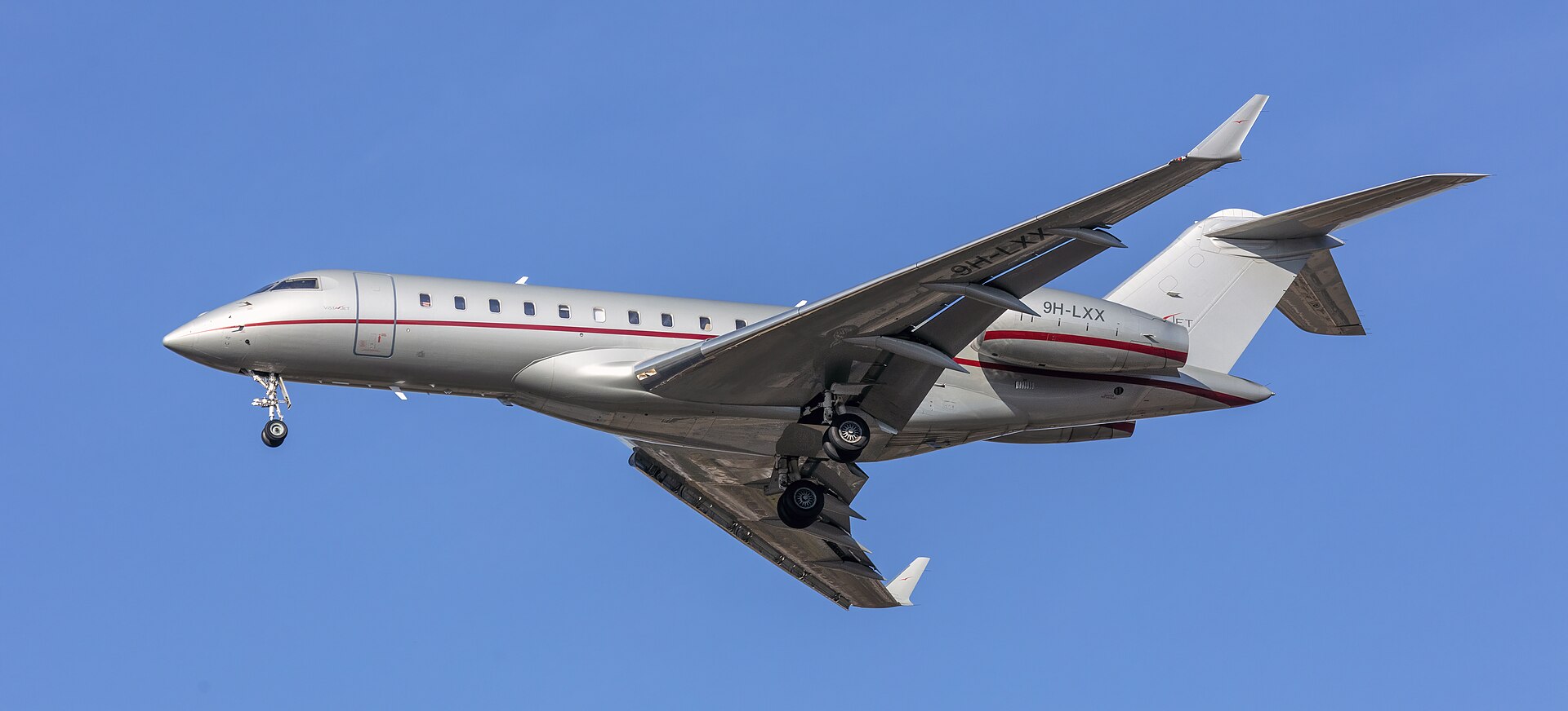 Bombardier Global Express exterior