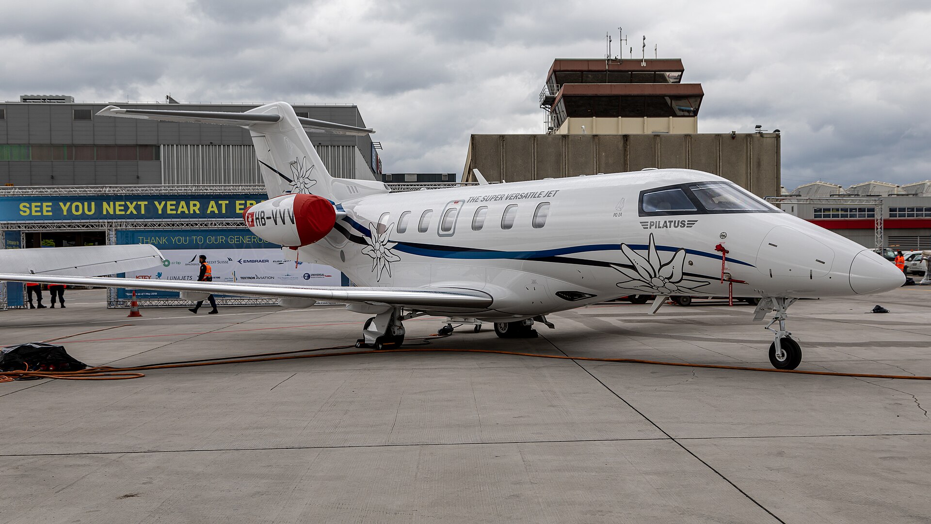Pilatus PC-24 exterior