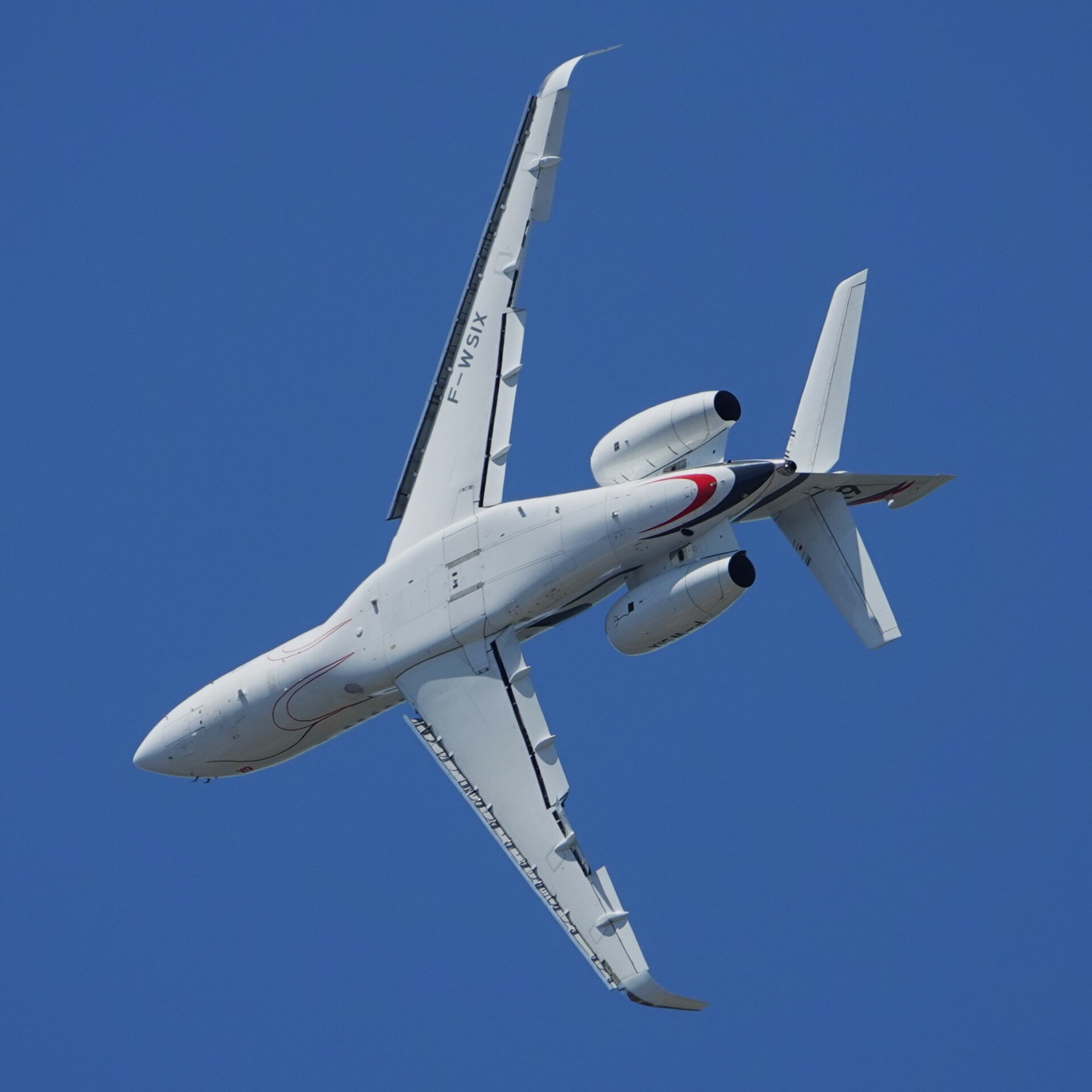 Dassault Falcon 6X exterior