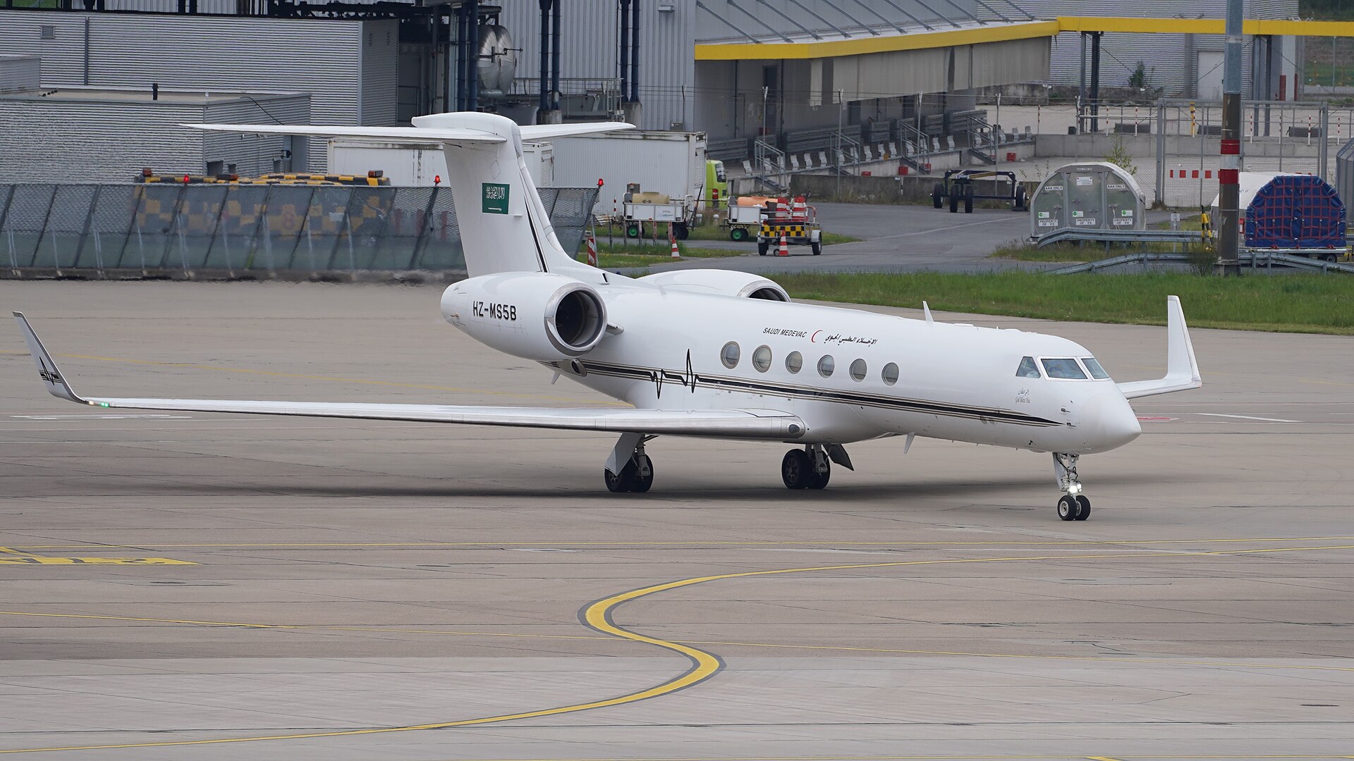 Gulfstream V aircraft exterior
