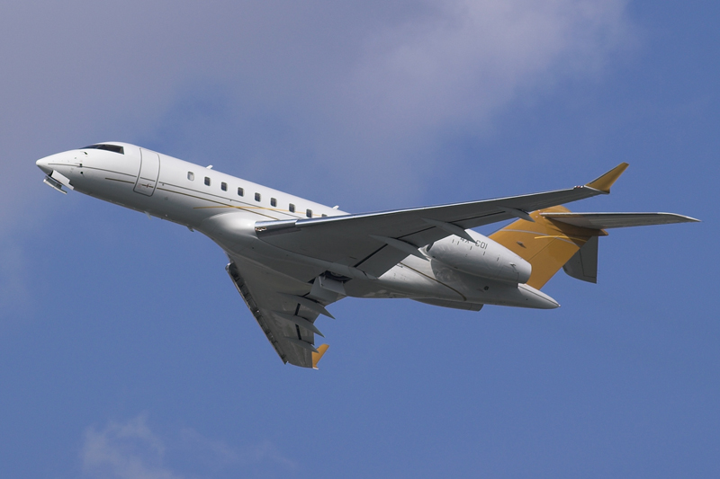 Bombardier Global 5000 cabin and exterior