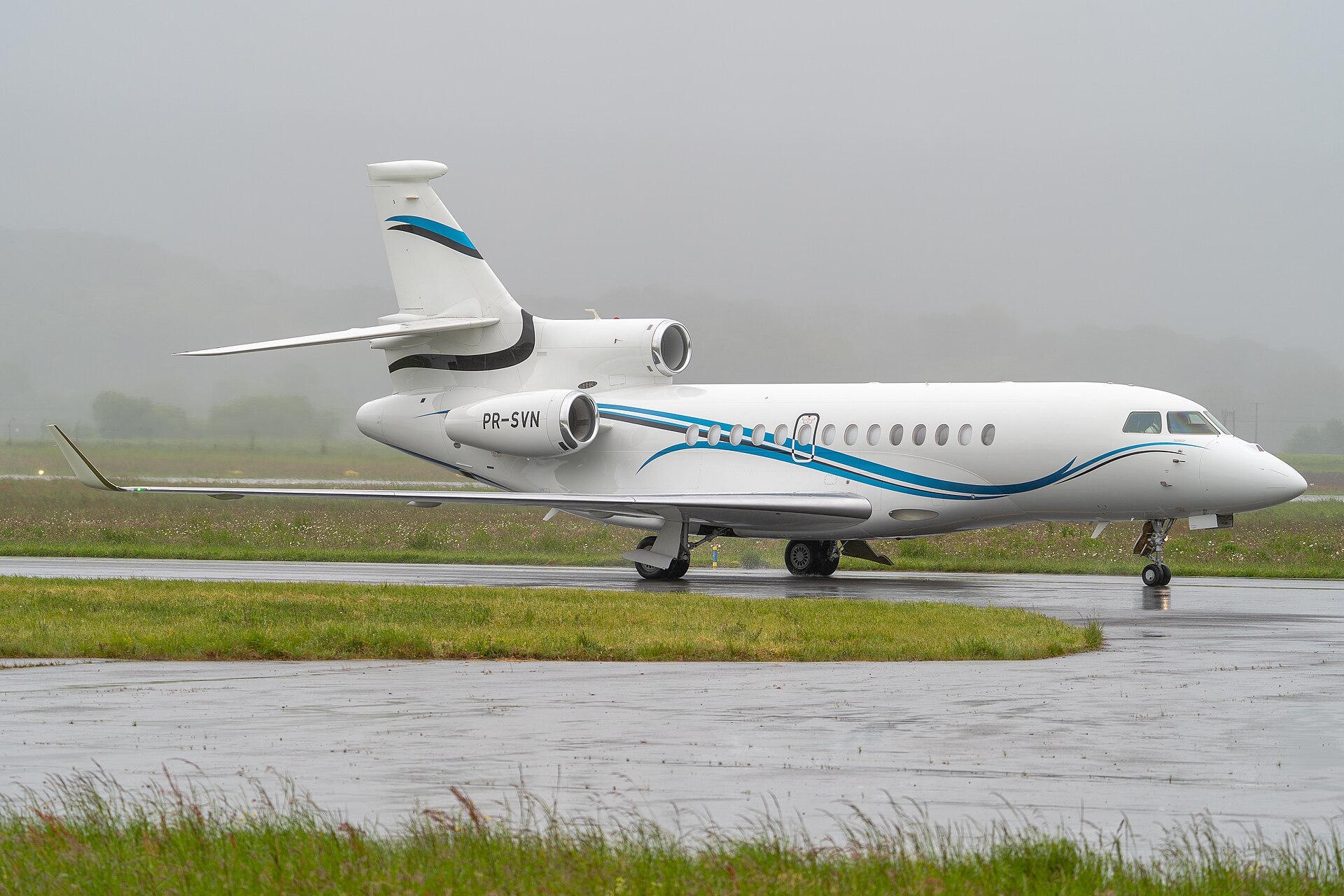 Dassault Falcon 7X - PR-SVN on taxiway at LFBT airport