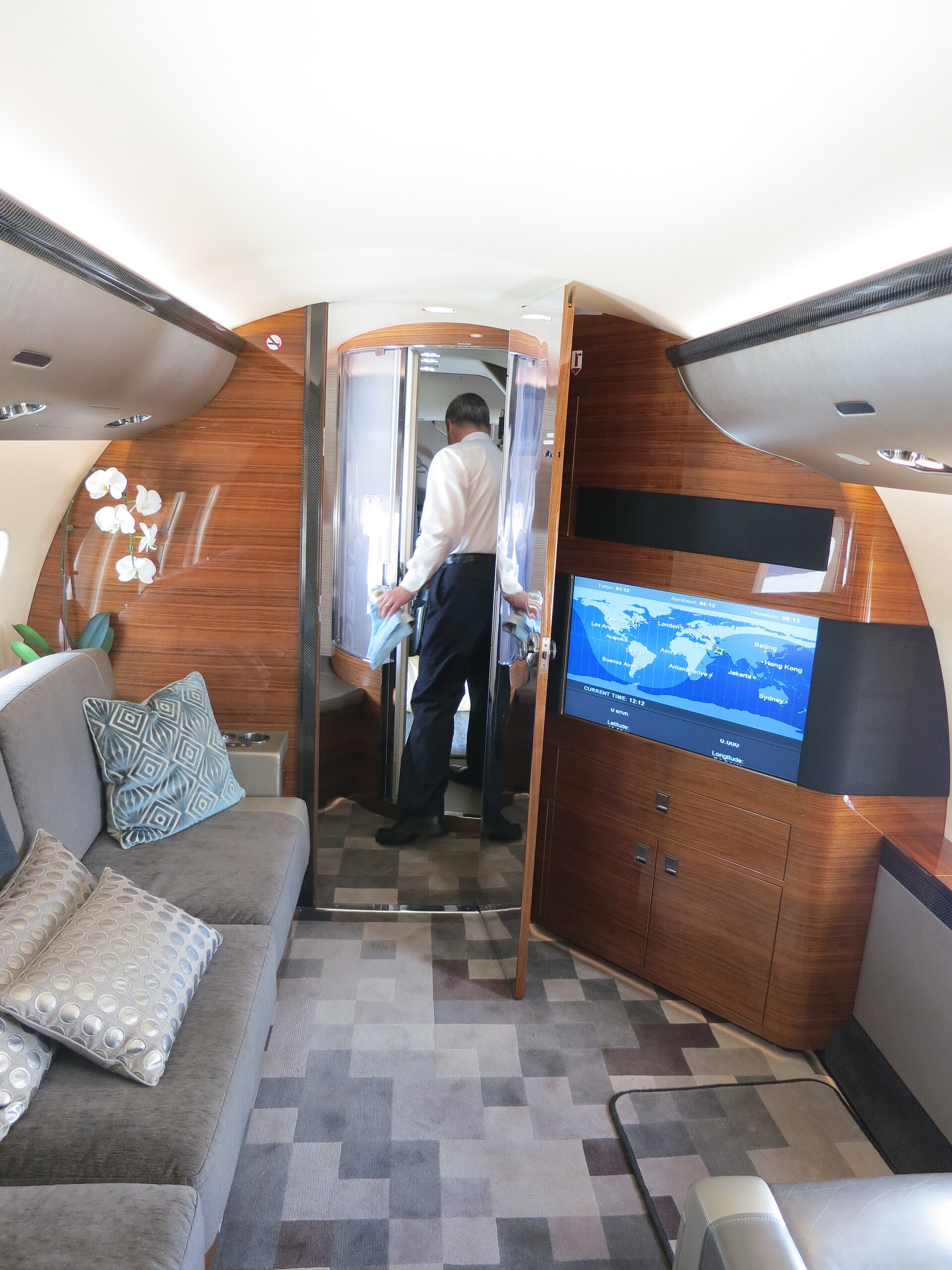 Bombardier Global 6000 bedroom