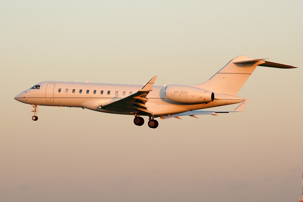 Bombardier Global Express exterior