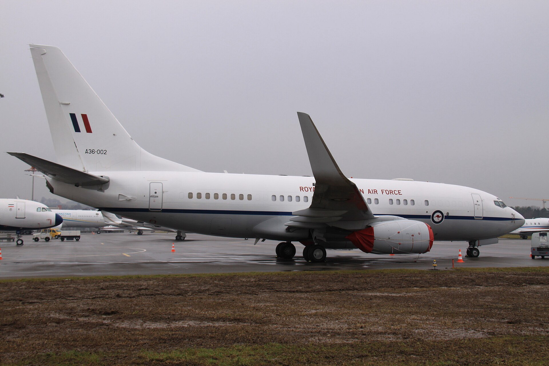 A36-002 Boeing B73GWL BBJ Royal Australian Air Force (12439322255)
