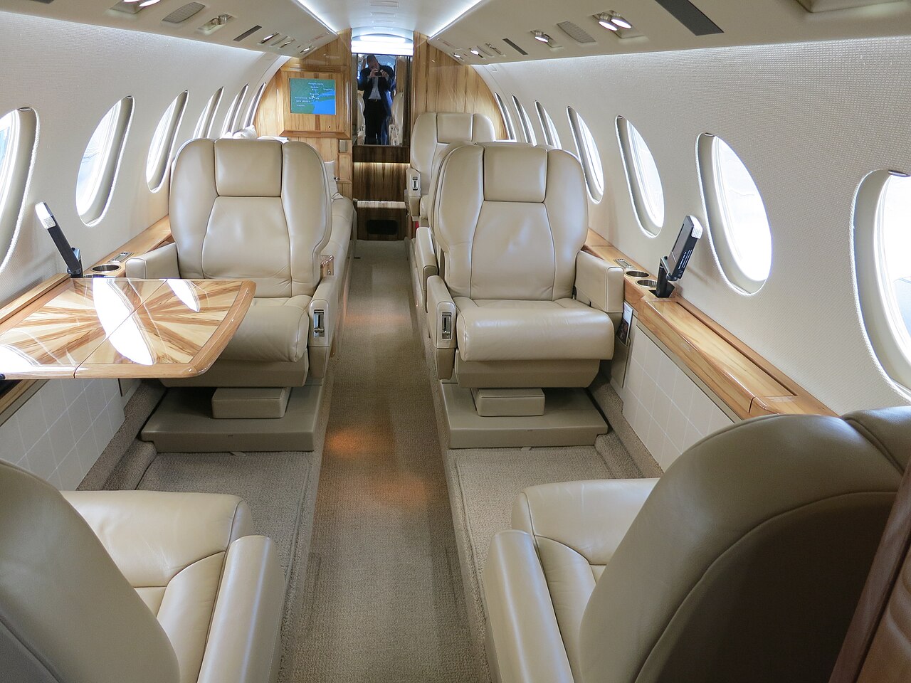 Dassault Falcon 50EX interior
