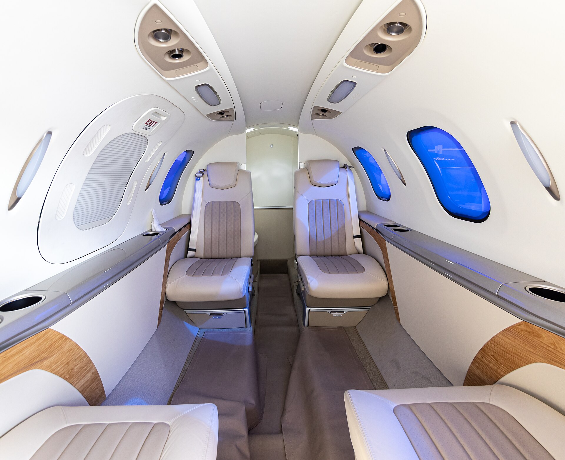 Honda HA-420 HondaJet interior