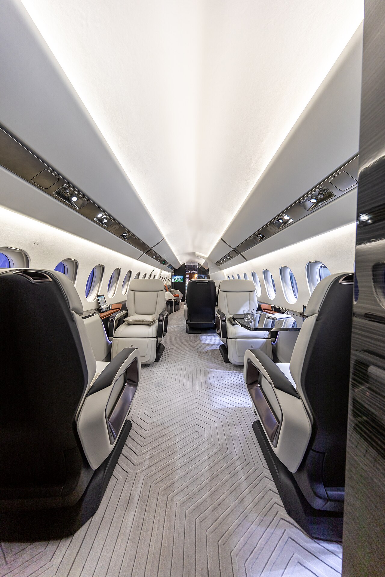Dassault Falcon 6X interior