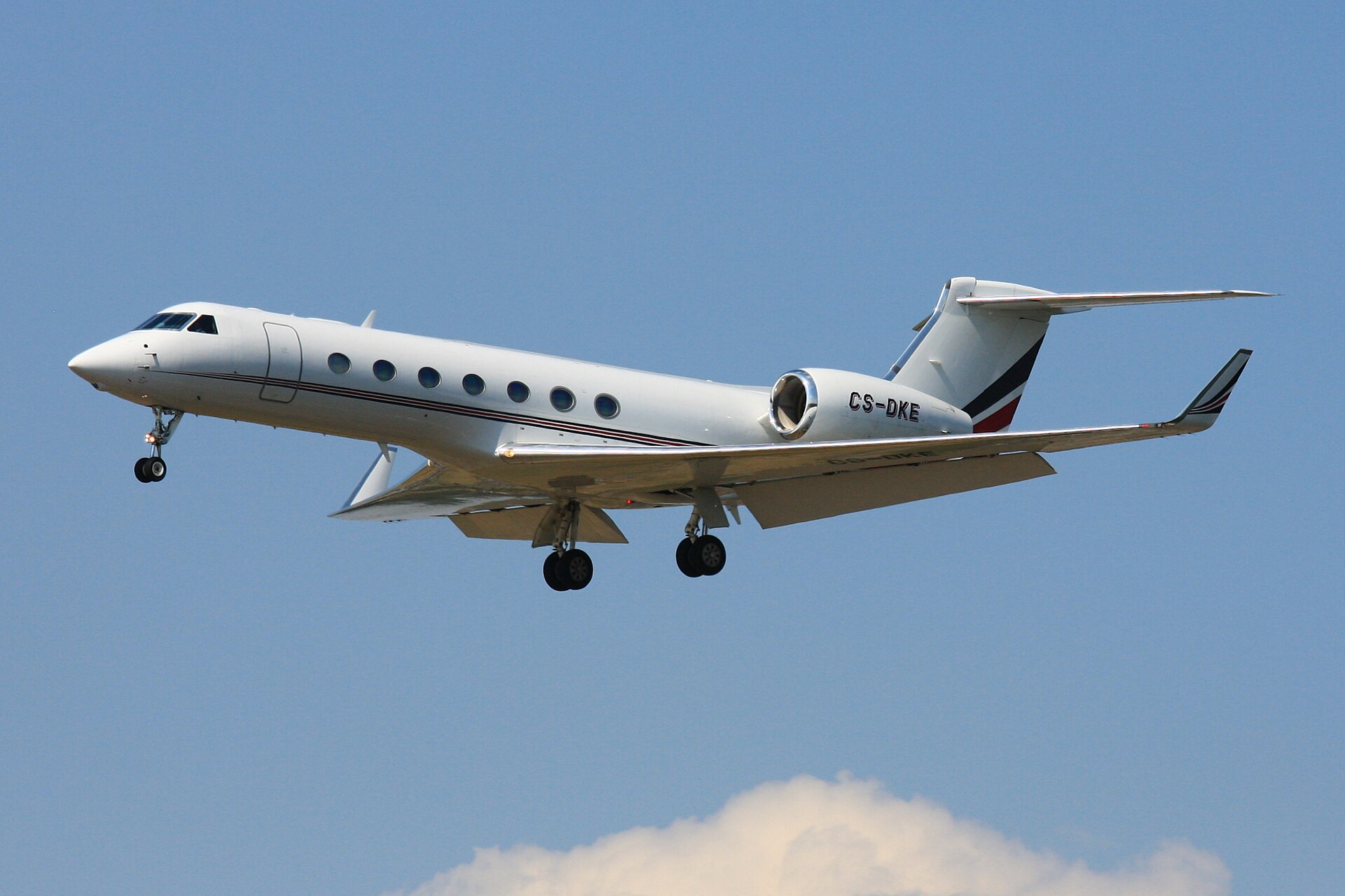 Gulfstream G550 exterior