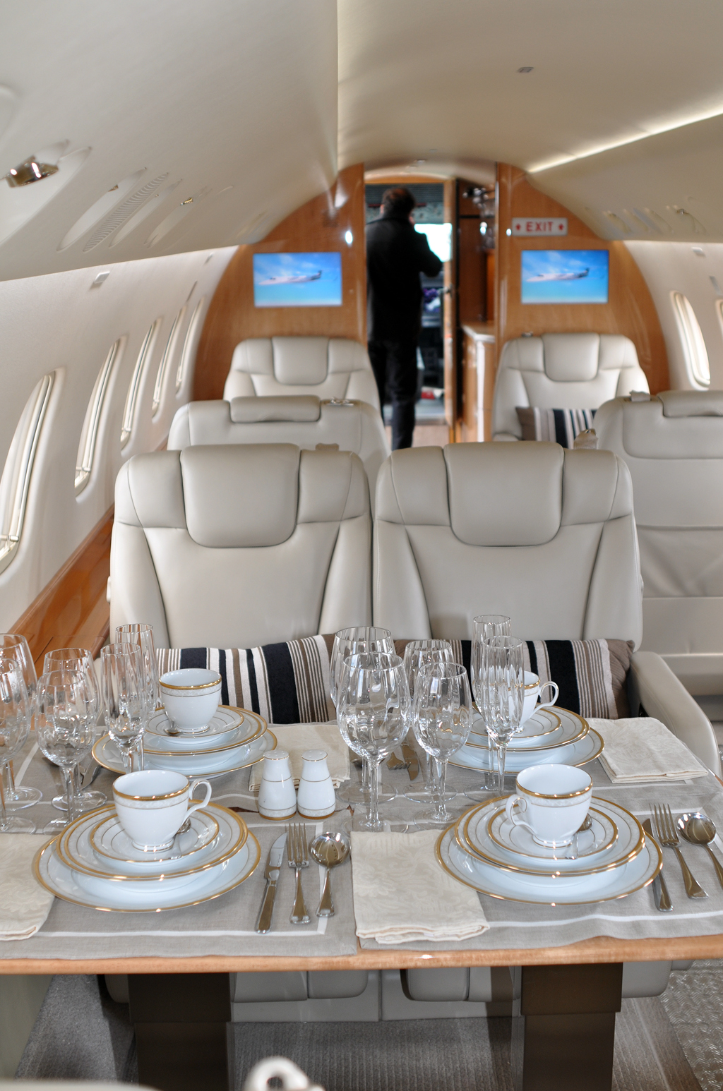 Embraer Legacy 600 interior